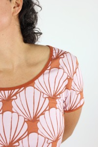 Shirtkleid terracotta mit Muscheln 7