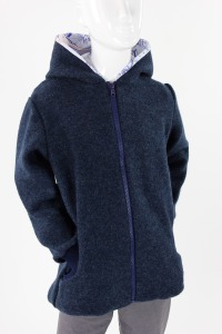 Wolljacke für Kinder dunkelblau mit Wikingern und Drachen BIO-STOFFE 3