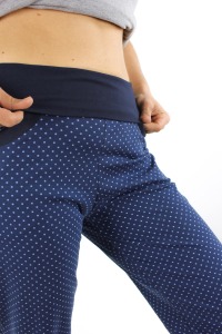 Jogginghose marineblau mit Punkten 7