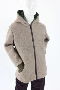 Wolljacke für Kinder beige mit Baufahrzeugen 2