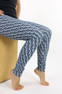 Leggings hellblau mit blauen Eichhörnchen 7