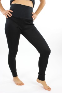 Leggings aus Merinostrick schwarz, atmungsaktiv, wärmeregulierend, kuschelweich 2