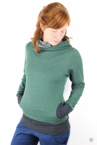 Kapuzenpulli für Damen smaragdgrün mit Walen 10