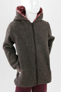 Wolljacke für Kinder braun mit Eichhörnchen 2