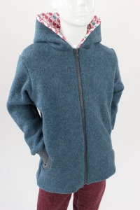 Wolljacke für Kinder graublau mit Walen und Vögeln 3