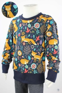 Longsleeve für Kinder mit Füchsen und Blumen