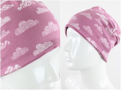 Beanie für Kinder zum Wenden rosa mit Wolken BIO-STOFFE