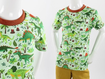 Kinder-T-Shirt grün mit Dinos