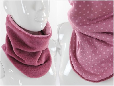 Fleece-Schlupfschal zum Wenden rosa und Punkte