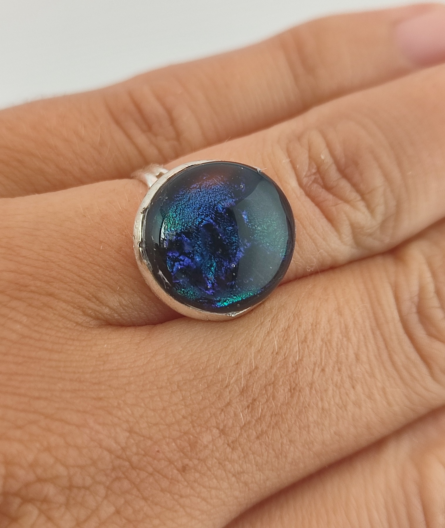 Ring dark aurora 2