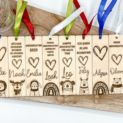 Personalisierte Weihnachtslesezeichen aus Holz - HimbeerBande - Individuell gravierte Lesezeichen