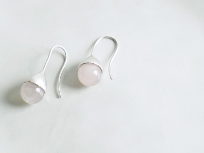 Ohrhänger Hütchen silber mit Perle Rosenquarz