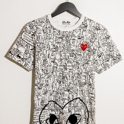 T-Shirt Life in Hell All over Print - COMME DES GARÇONS PLAY