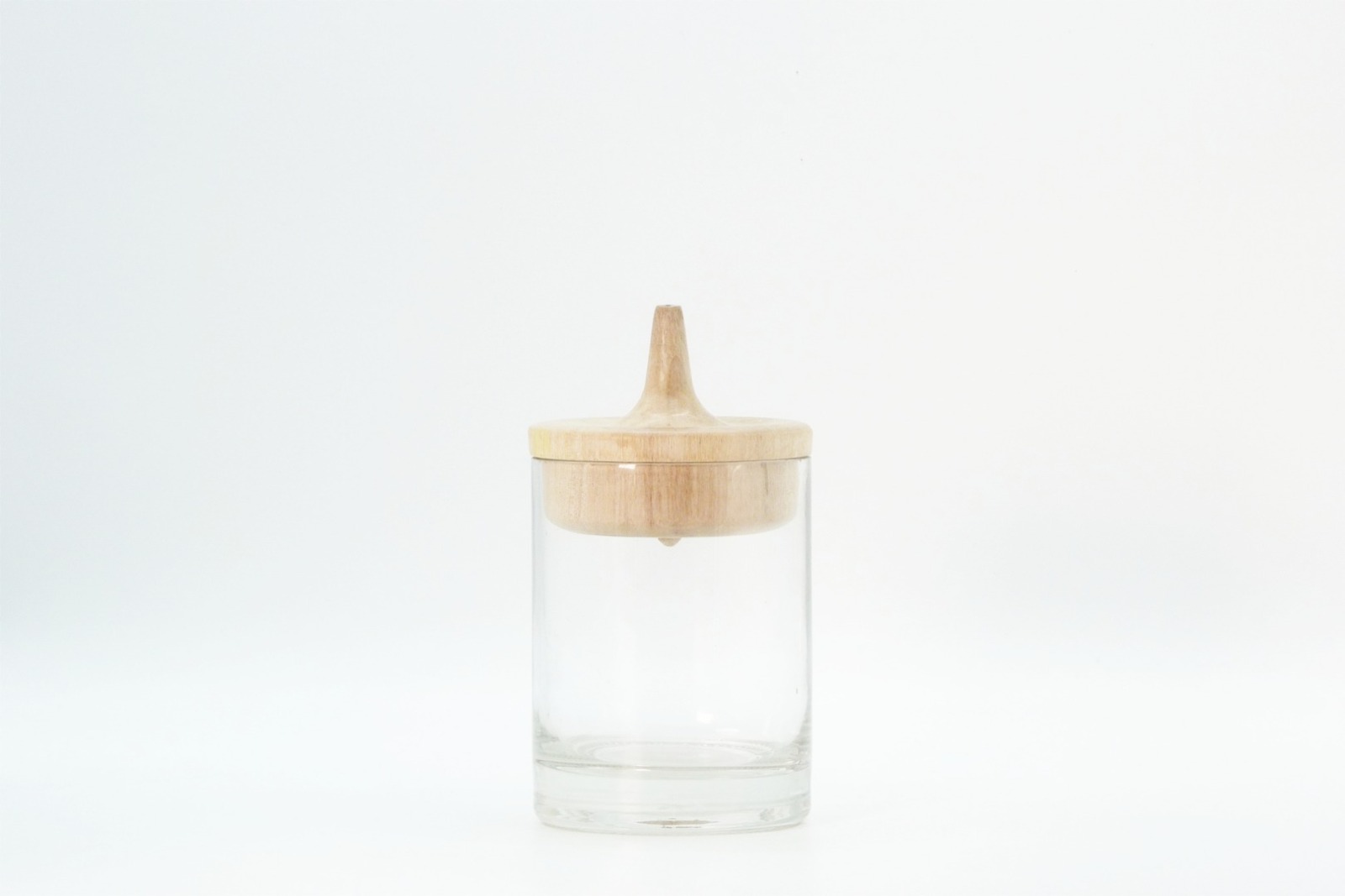 Recycling Kreiselglas aus alter Ginflasche mit Walnussdeckel