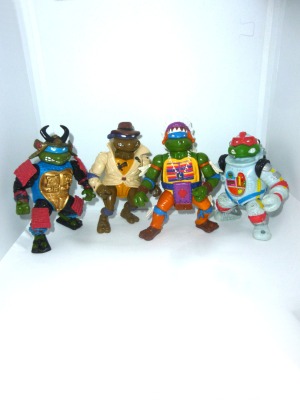 4 Turtles Figuren mit Löchern in den Füßen - Teenage Mutant Ninja Turtles