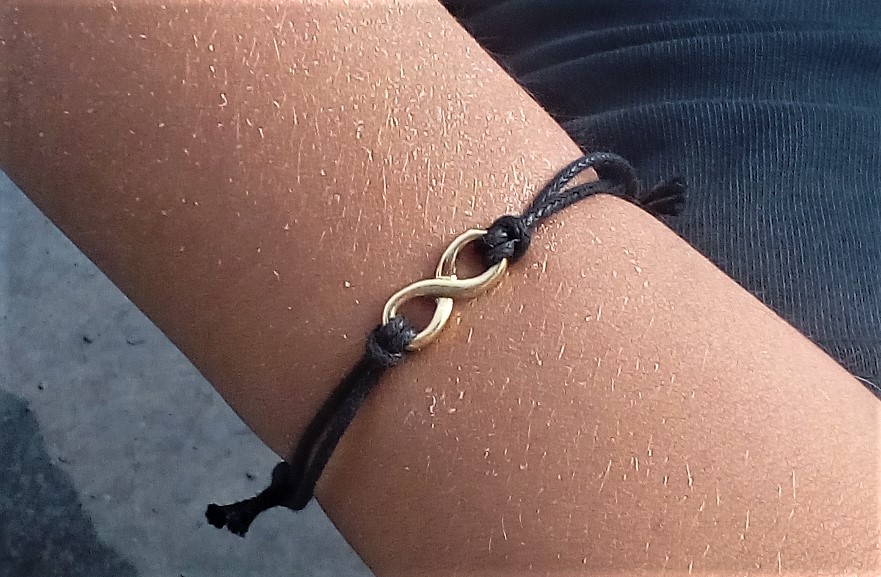 Mini Infinity-Armband in schwarz-gold