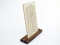 Design Ohrstecker Display aus Holz mit Lasergravur LINES 11