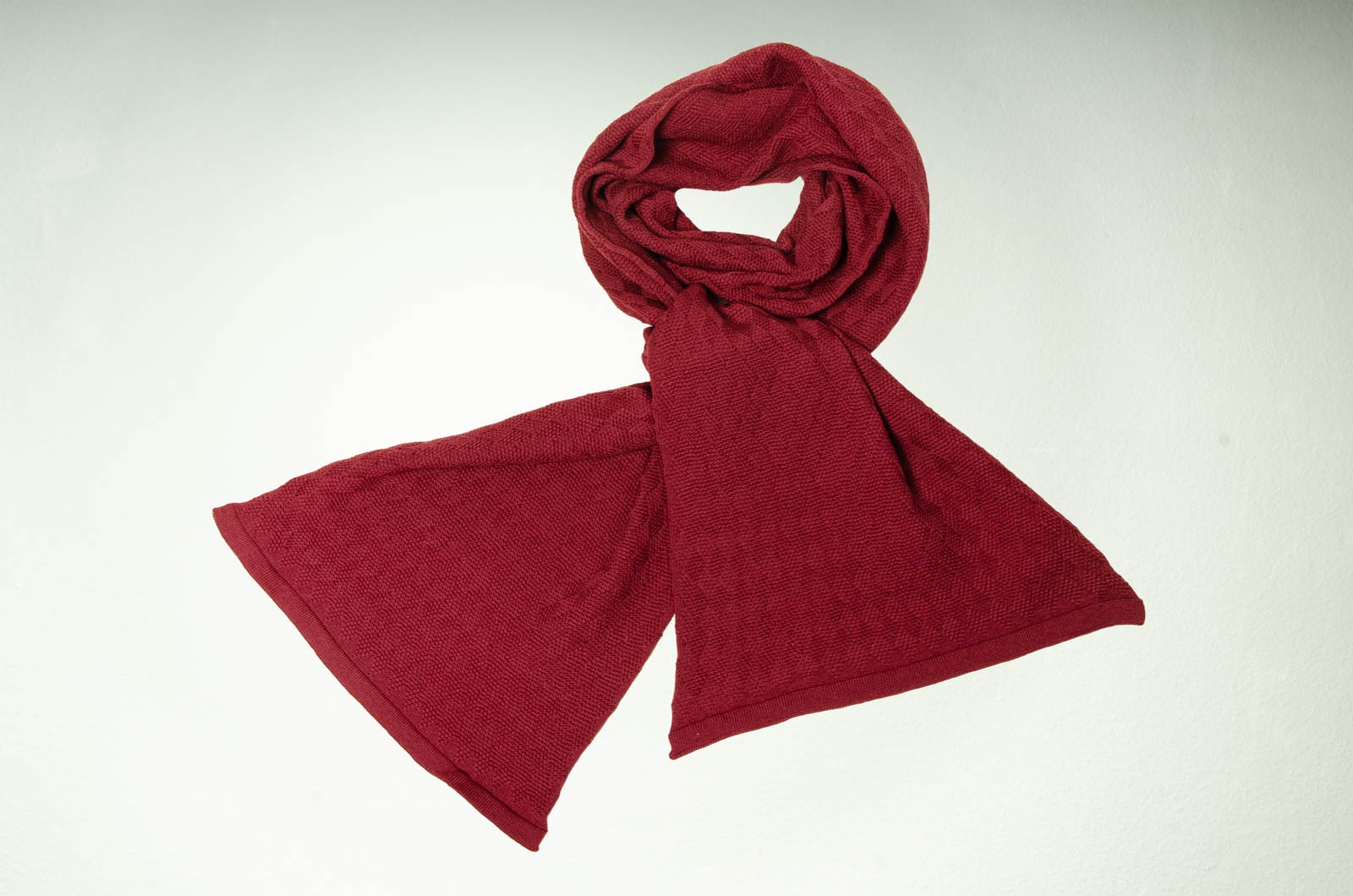 Merino scarf woven look monochrome in bordeaux