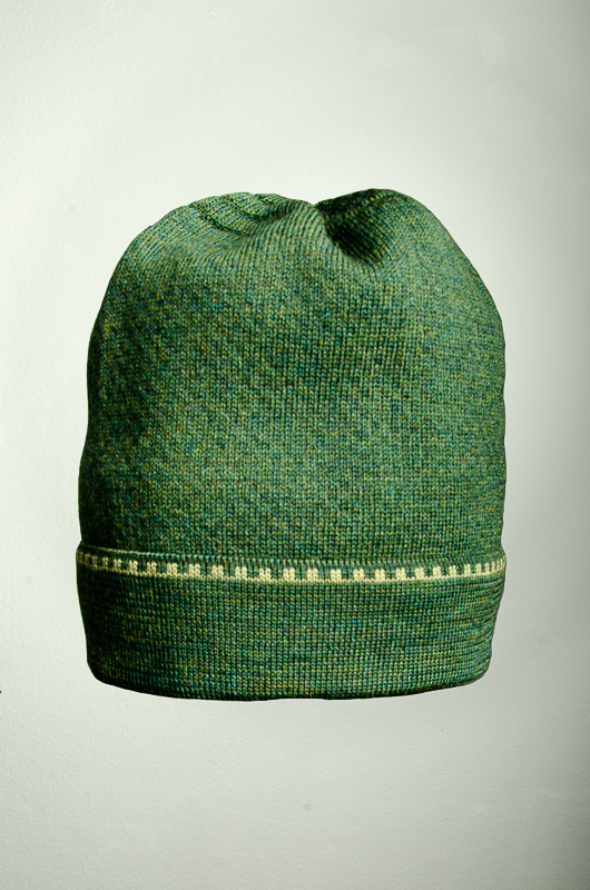 Merino Mütze uni in dunkelgrün und hellgrün