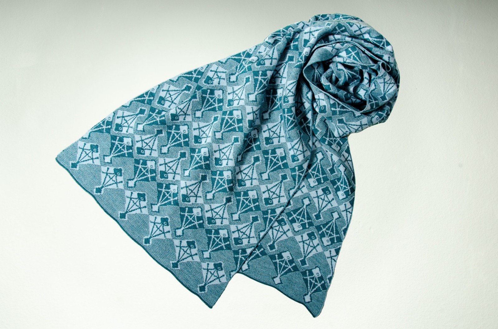 Scarf fish in azure and deep sea 2