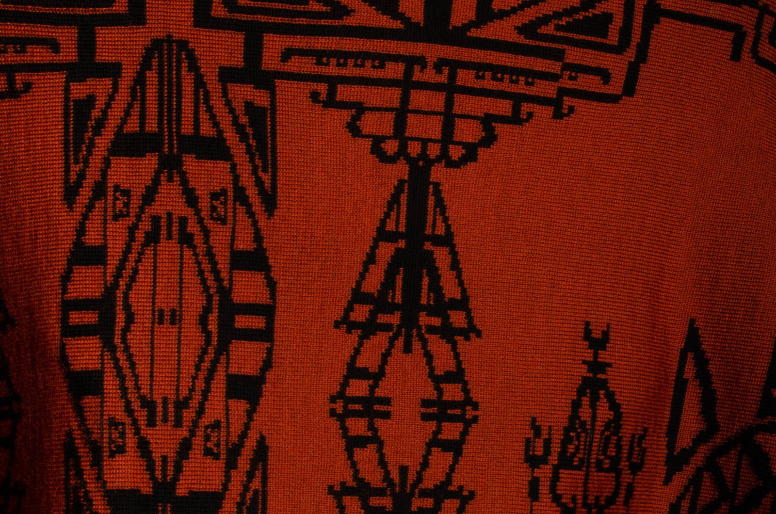 Stola dreieckiges Schultertuch Aztek in schwarz und terra 3
