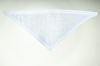 Scarf Shine triangular in white and azure 5