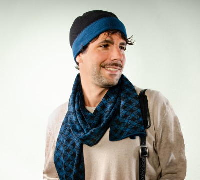 Merino scarf and hat floral check in petrol and black - 100 % Merino extrasoft