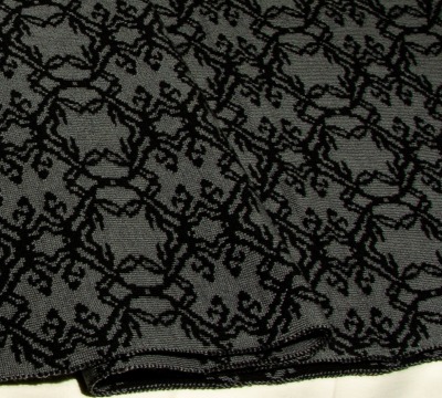 Merino scarf wreath in gray and black - 100 % Merino extrasoft