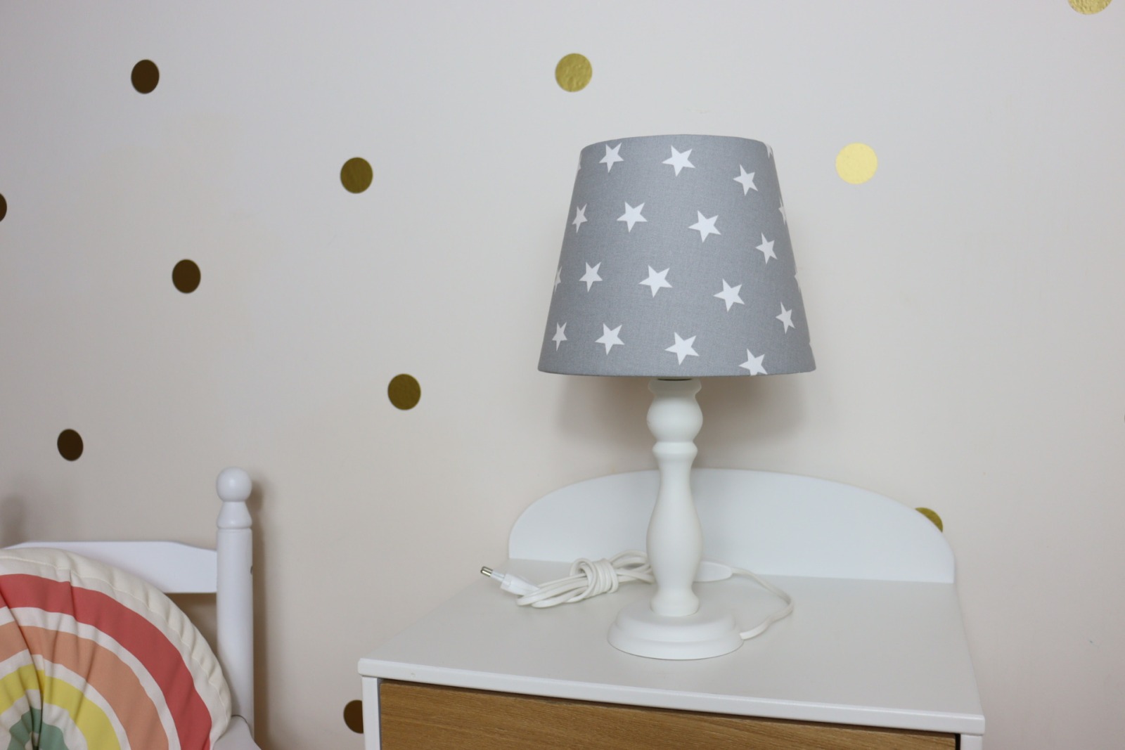 Tischlampe Kinderzimmer Sterne hellgrau