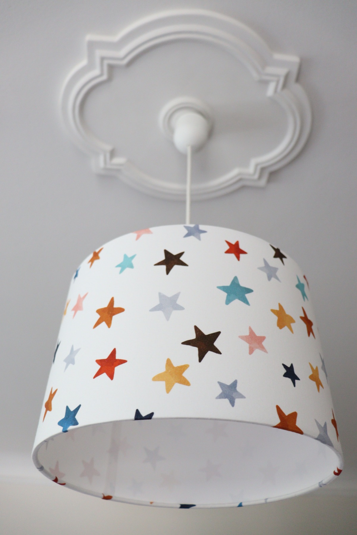 Lampenschirm Kinderlampe mit bunten Sternen 2