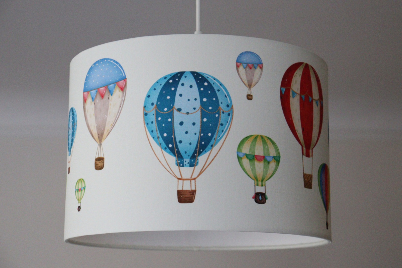 Lampe Heißluftballons viele Farben Lampenschirm Kinderzimmer Hängelampe Kinder 6