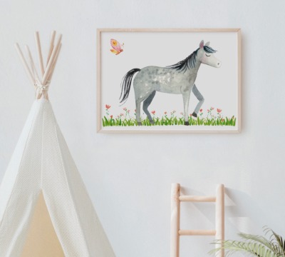 Poster Kinderzimmer mit Pferd und Schmetterling