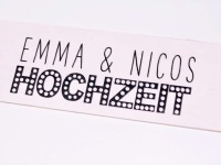Namensschild aus Holz zur Hochzeit