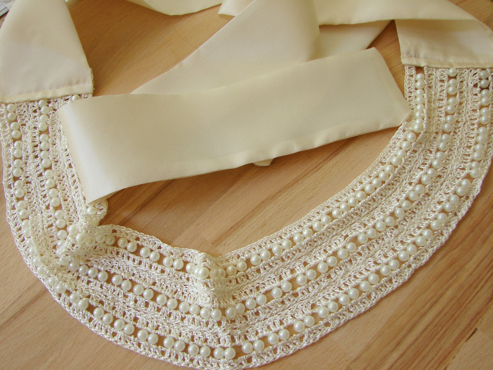 Brautkleid Sommerkleid aus spitze mit Perlengürtel Spitze ROTETULPE 10