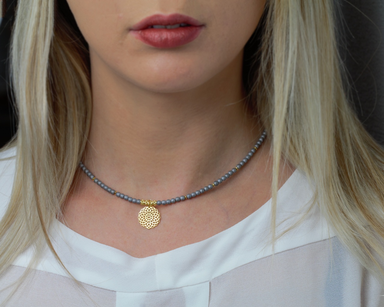 Filigrane Halskette für Damen aus Hämatit Anhänger Mandala 925-er Silber oder vergoldet