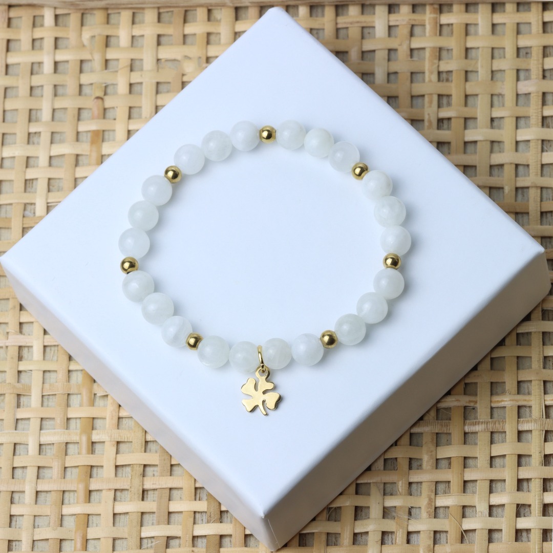 Glücksarmband Damen aus echtem weißen Mondstein mit Kleeblatt Glücksbringer-Geschenk für Frauen und Mädchen 4