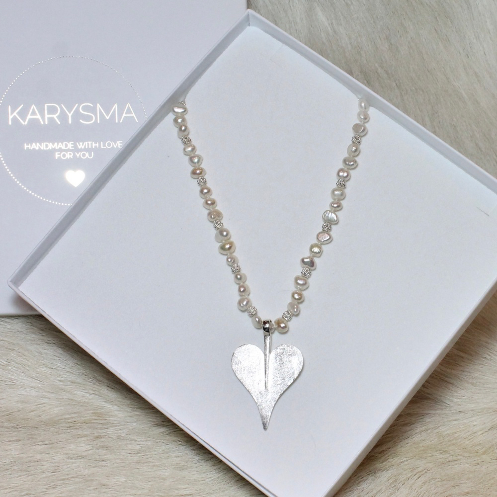 Lange Perlenkette aus echten Süßwasser-Perlen mit einem Herz aus Silber schönes Geschenk 3
