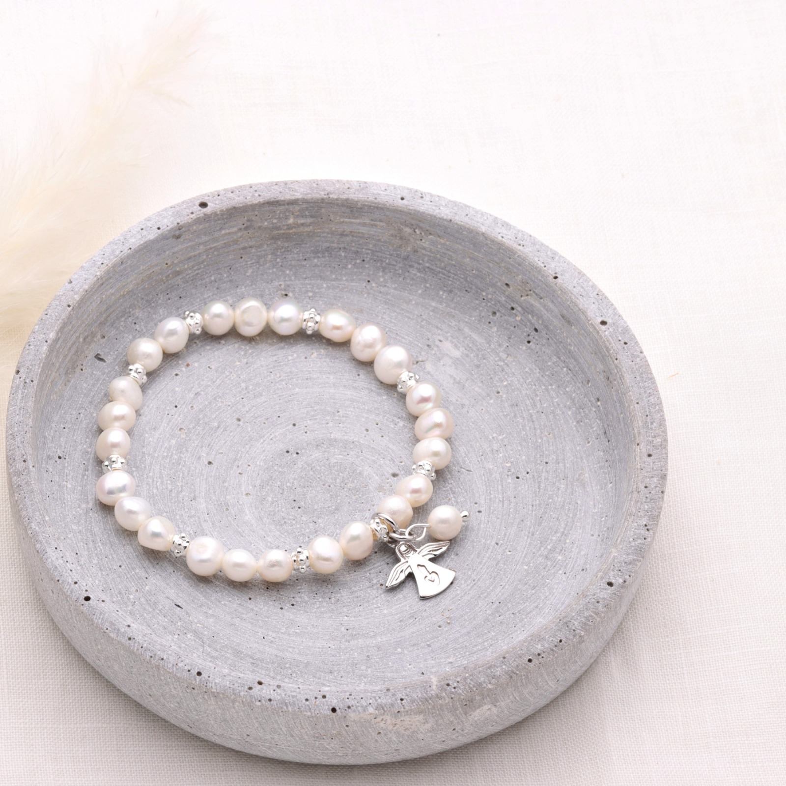 Armband aus echten Perlen mit Schutzengel Silber Geschenk zur Kommunion elastisch 3