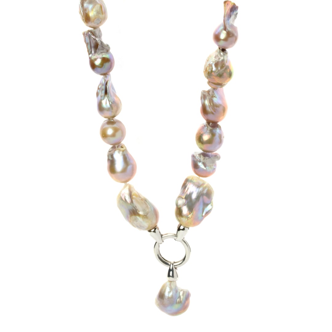 Lange Perlenkette aus echten Süßwasser-Perlen in rosè und weiß