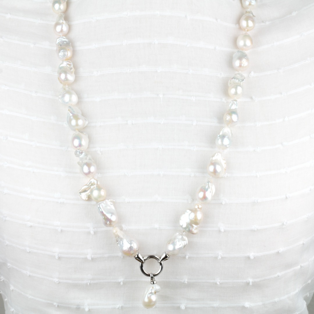 Lange Perlenkette aus echten Süßwasser-Perlen in rosè und weiß 4