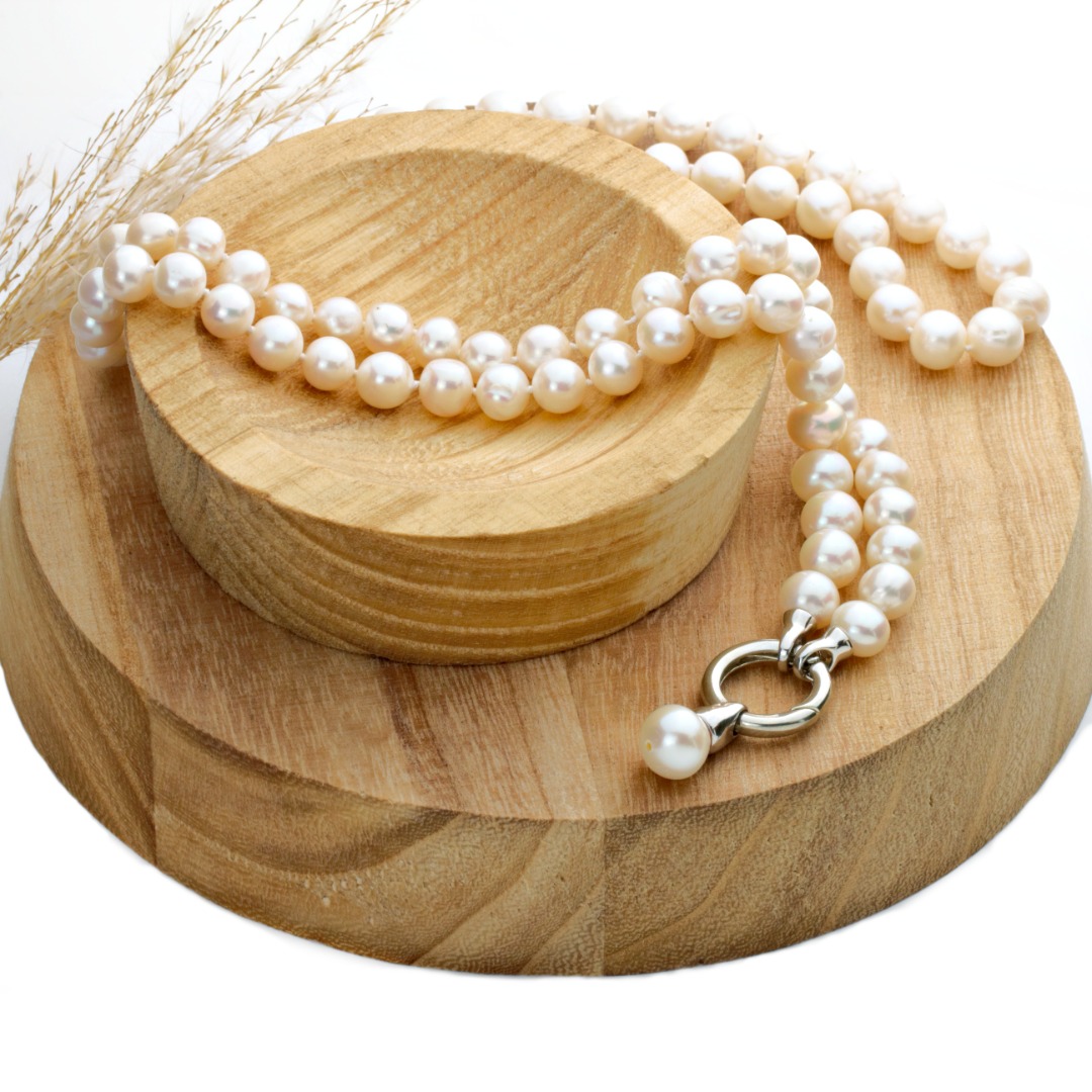 Weiße, lange Perlenkette aus echten Süßwasser-Perlen 2