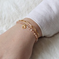 Filigranes Armband aus kleinen rosèfarbenen Mondsteinen mit kleinem Herz, Silber vergoldet 3