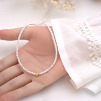 Zarte Perlenkette aus echten Muschelkern-Perlen mit kleinem Herz, schönes Geschenk 7