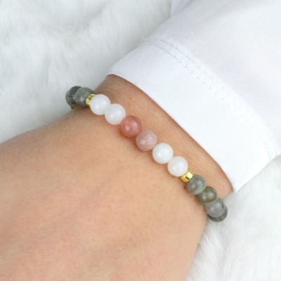 Echtes Mondstein Armband Damen grau, elastisch, 925 Silber oder vergoldet, perfekte Geschenk-Idee
