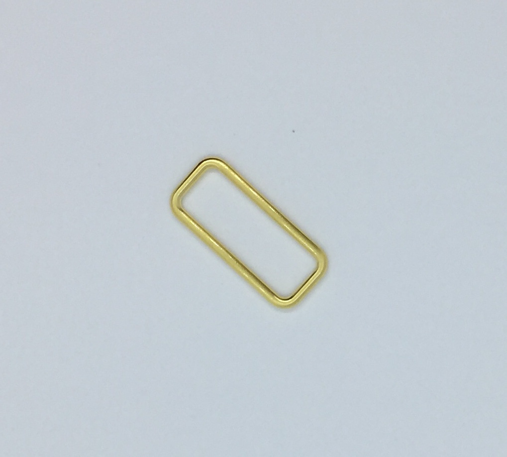 Vierkant 40 mm Fädelloch gold
