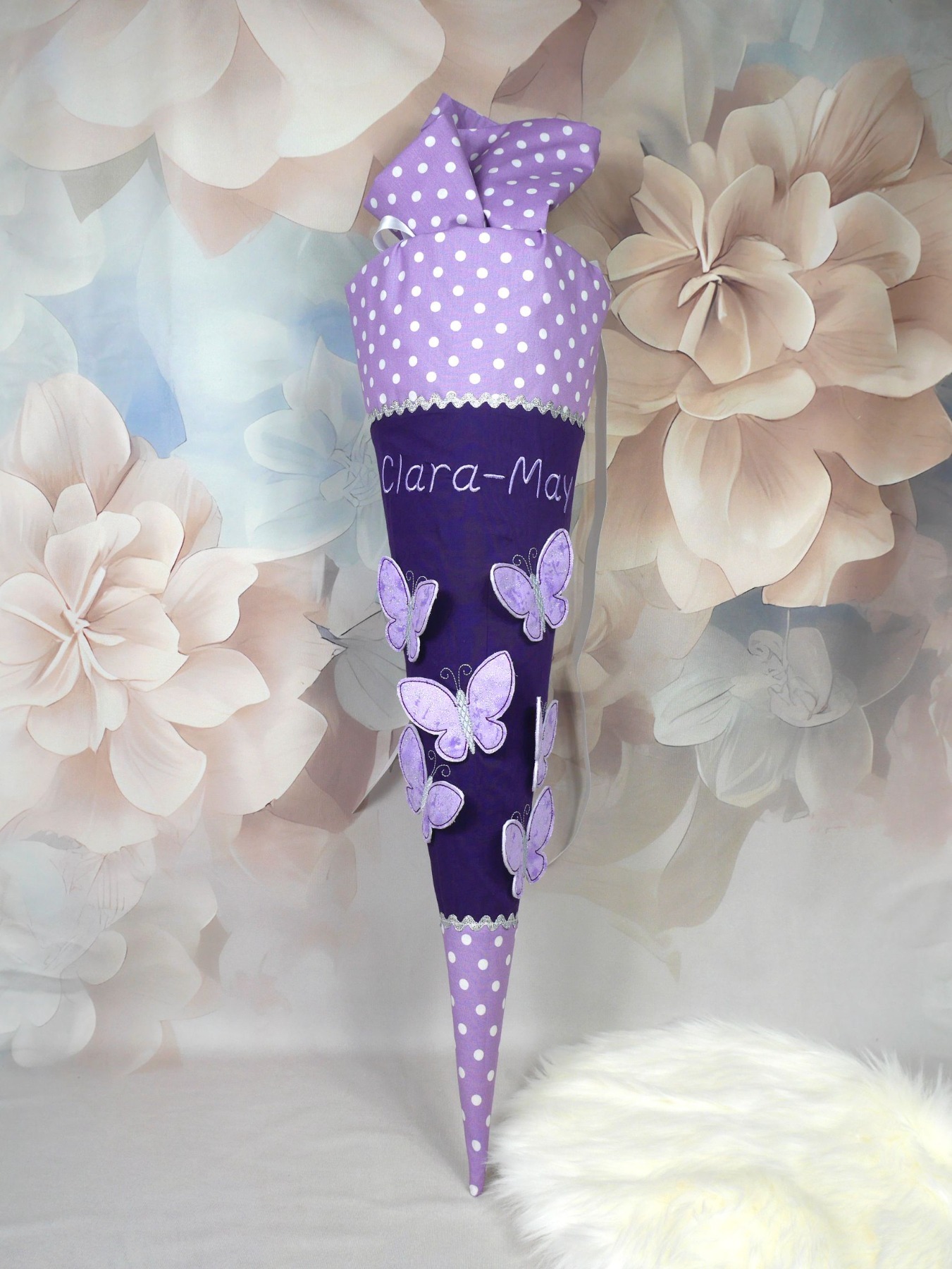 Schultüte Schmetterling lila aus Stoff flieder mit Name personalisiert 3