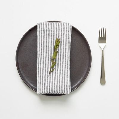 Leinen Servietten Thin Stripes 2er-Set - Wunderschöne Servietten aus 100% gewaschenem Leinen