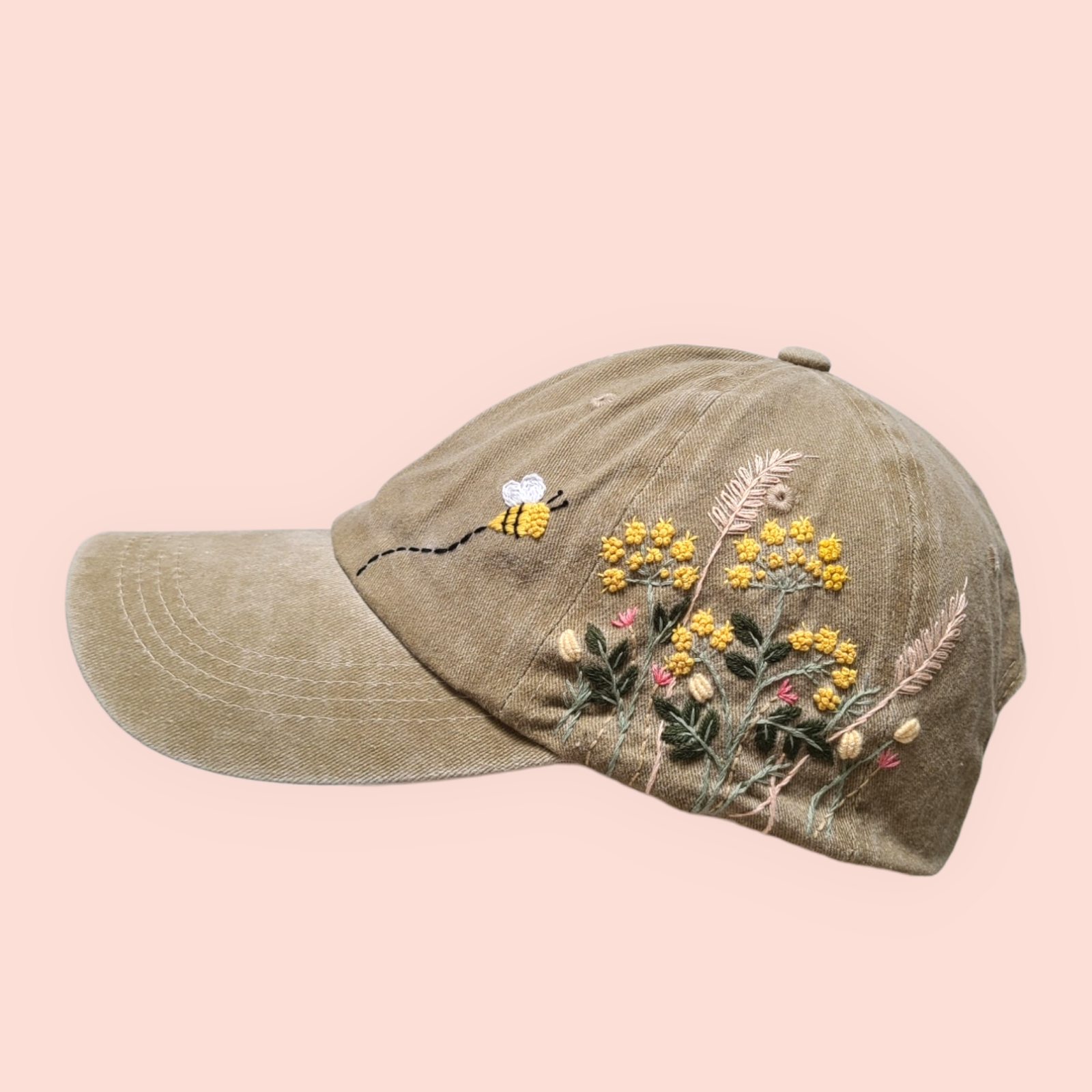 Baseball cap with hand-embroidered wild flowers