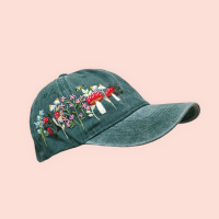 Baseball cap with hand-embroidered wildflower 2