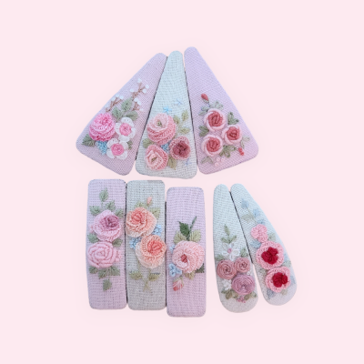 Embroidered Hairclip 3D Roses